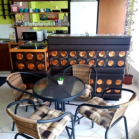 Benedek Apartman Apartmán *